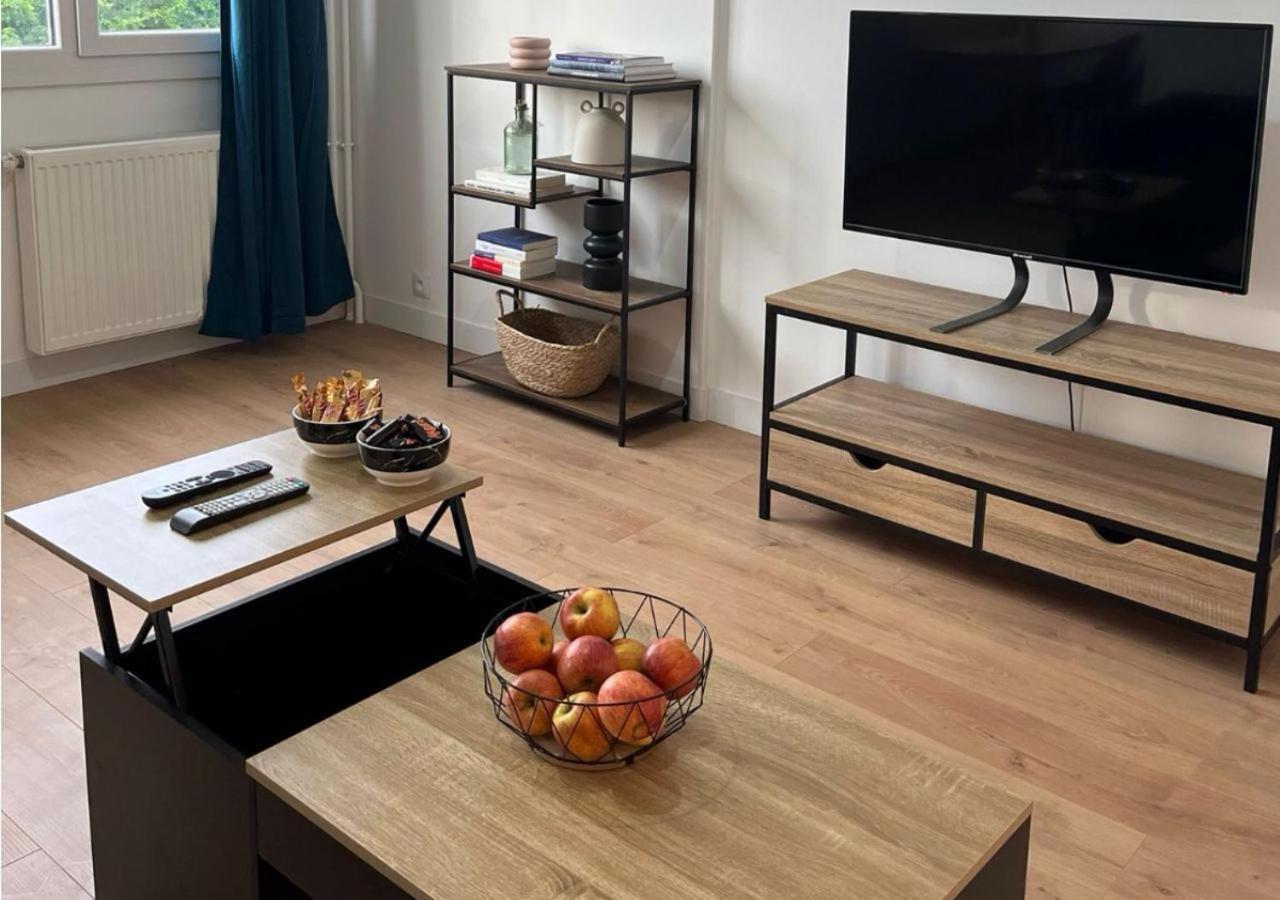Le Montreuillois ! Parking Prive Et Metro A Proximite Apartment ภายนอก รูปภาพ